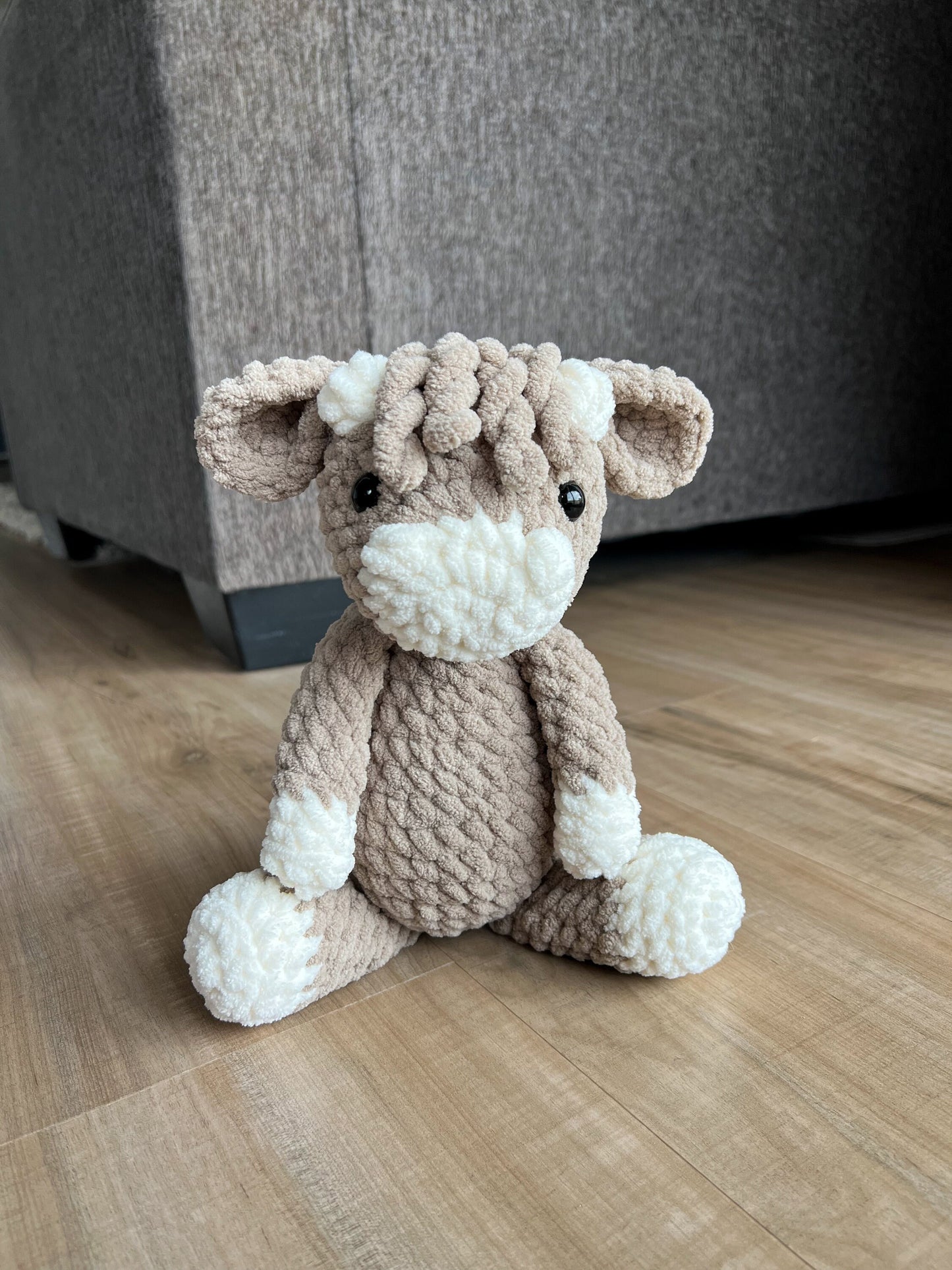 Highland Cow Plush – Handmade Crochet Stuffed Animal – Soft Farm Toy