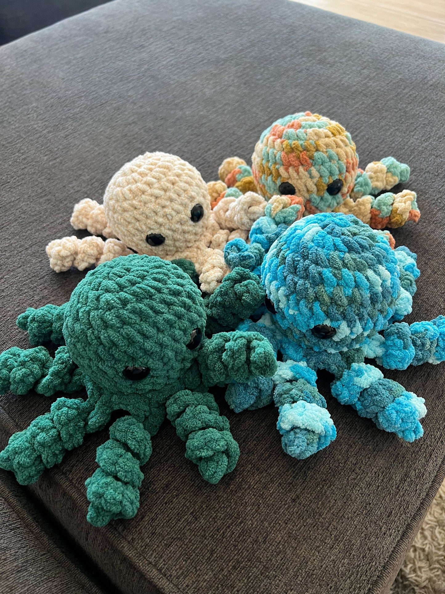 Octopus Plushie – Handmade Crochet Octopus Toy – Soft Stuffed Animal – Mini Ocean Friend – Custom Gift for Kids or Nursery Decor