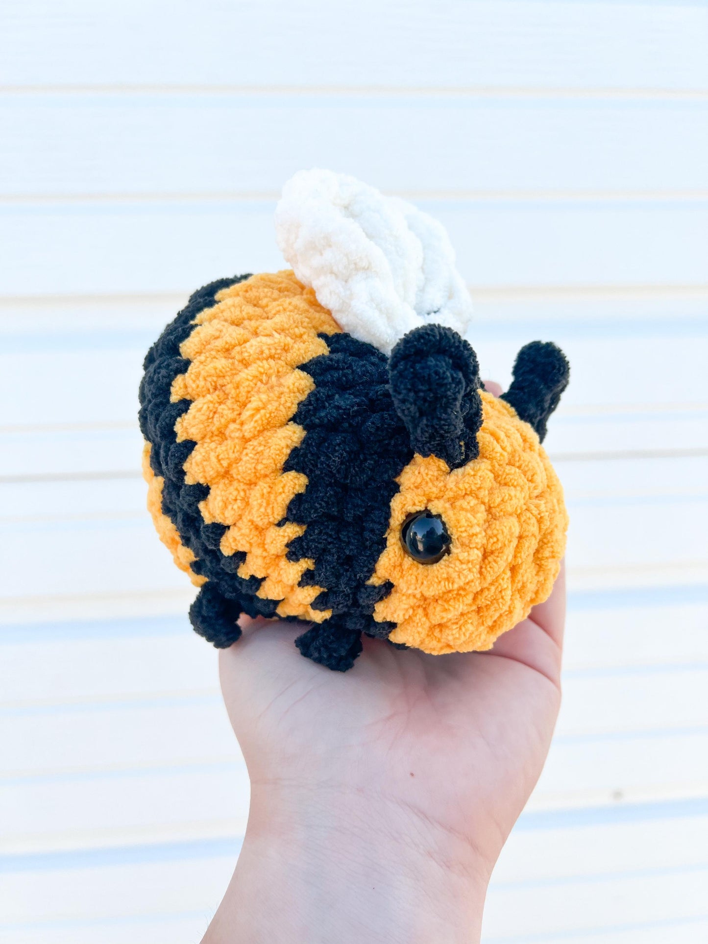 Bee Plushie – Handmade Crochet Bumblebee Toy – Soft Stuffed Animal – Cute Baby Shower Gift or Farmhouse Decor