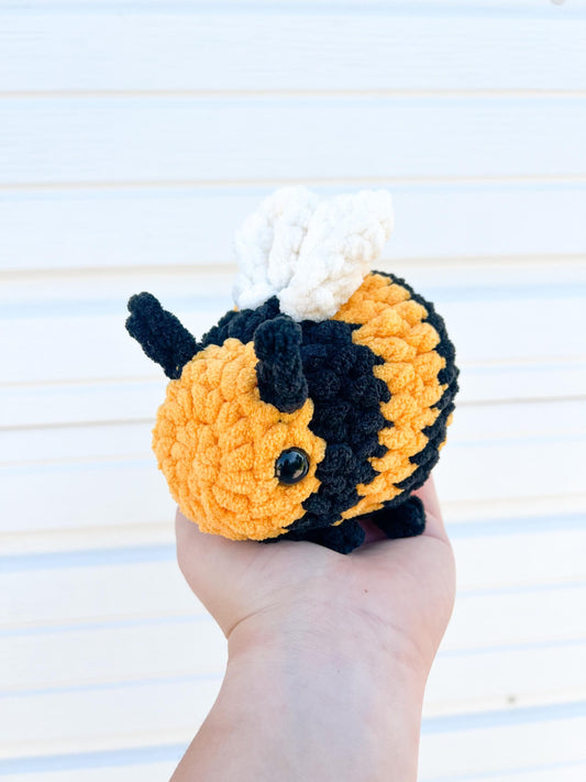 Bee Plushie – Handmade Crochet Bumblebee Toy – Soft Stuffed Animal – Cute Baby Shower Gift or Farmhouse Decor